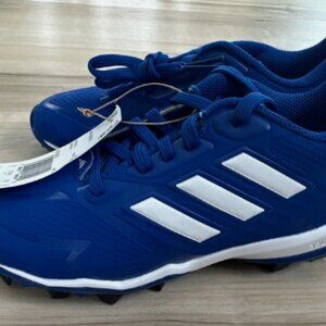 Boys size 1 baseball cleats (run large)